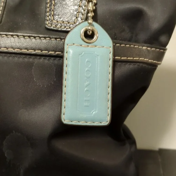 Coach mini tote - Picture 4 of 11